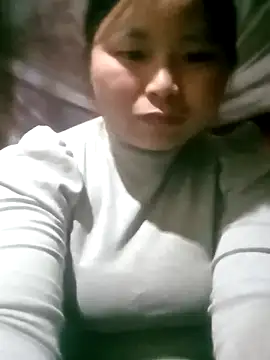 Snapshot of matbiec- chatting on November 6, 2025, 12:53 pm matbiec- online show from November 6, 2025, 12:53 pm