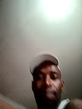 Snapshot of LILNMS chatting on February 18, 2026, 10:22 am LILNMS online show from February 18, 2026, 10:22 am