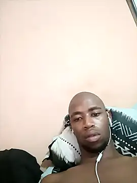 Snapshot of LILNMS chatting on November 28, 2025, 6:24 am LILNMS online show from November 28, 2025, 6:24 am