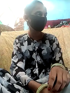 Snapshot of Pooja_sony chatting on November 10, 2025, 9:58 am Pooja sony online show from November 10, 2025, 9:58 am