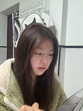 xiaojingzi66 online show from March 25, 2026, 11:53 am