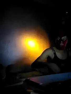 Yasserkech online show from November 2, 2025, 1:32 am