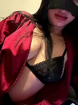 trinhvutrinh online show from December 16, 2025, 7:07 pm