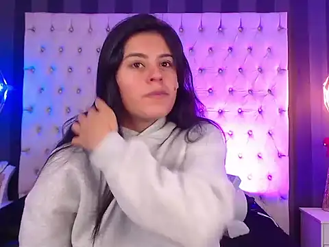 Snapshot of BrendaMarxhal chatting on November 10, 2025, 7:19 pm BrendaMarxhal online show from November 10, 2025, 7:19 pm