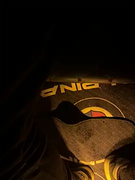 llioo22 online show from February 12, 2026, 12:21 am