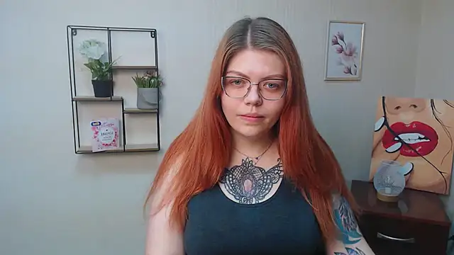 Lina ri  online show from November 6, 2025, 5:39 pm