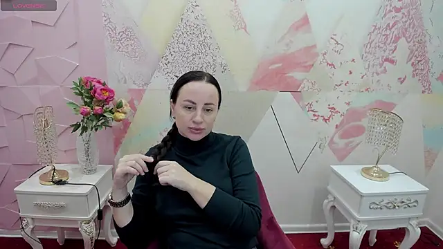 Snapshot of Jija_red4 chatting on October 30, 2025, 7:17 am Jija red4 online show from October 30, 2025, 7:17 am