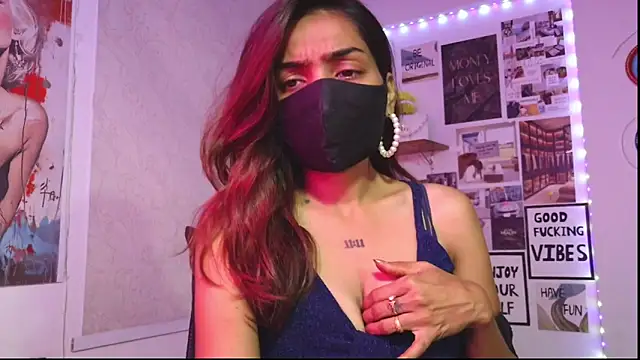 Snapshot of Saloni9 chatting on April 3, 2026, 4:13 pm Saloni9 online show from April 3, 2026, 4:13 pm