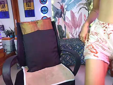 Snapshot of Saloni9 chatting on March 5, 2026, 11:29 am Saloni9 online show from March 5, 2026, 11:29 am