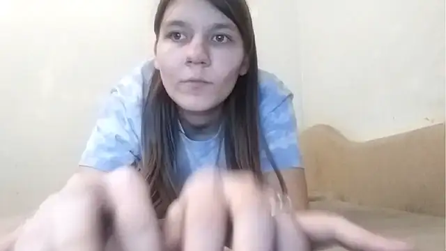 Snapshot of Zizi_Zuzu chatting on November 9, 2025, 7:07 pm Zizi Zuzu online show from November 9, 2025, 7:07 pm