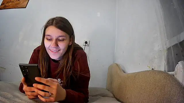 Snapshot of Zizi_Zuzu chatting on November 20, 2025, 8:20 pm Zizi Zuzu online show from November 20, 2025, 8:20 pm