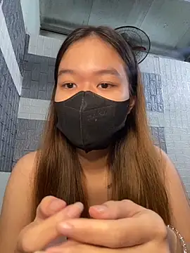 BUNNY050465 online show from October 31, 2025, 4:47 pm