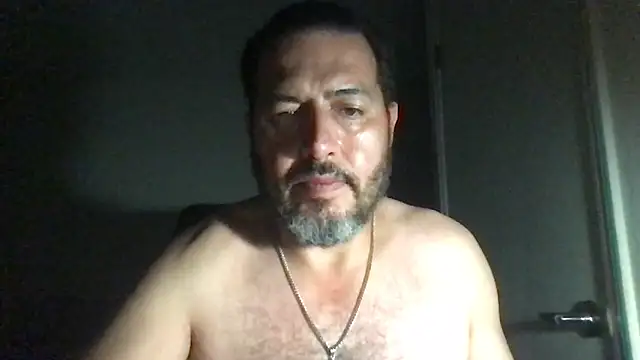Snapshot of ezrah23 chatting on April 8, 2026, 9:44 am ezrah23 online show from April 8, 2026, 9:44 am