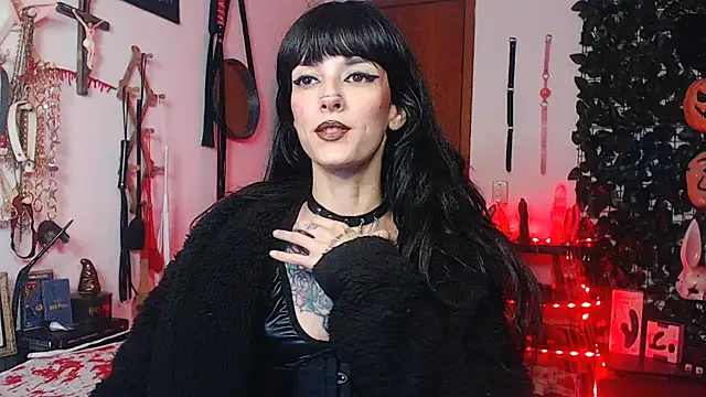 Snapshot of CarrieBurton chatting on November 4, 2025, 1:59 pm CarrieBurton online show from November 4, 2025, 1:59 pm