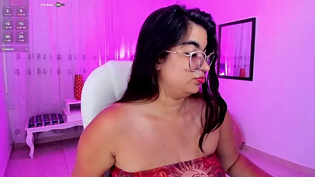 Snapshot of Luna_Jonnes1 chatting on August 7, 2026, 5:52 pm Luna Jonnes1 online show from August 7, 2026, 5:52 pm