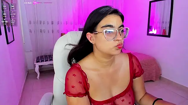 Snapshot of Luna_Jonnes1 chatting on August 1, 2026, 6:39 pm Luna Jonnes1 online show from August 1, 2026, 6:39 pm