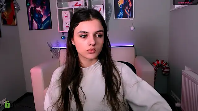 lisa dark  online show from January 11, 2026, 10:44 am