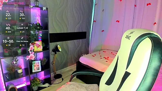 MistyLovia online show from March 11, 2026, 9:14 am