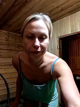 Snapshot of Elle_Milfa chatting on June 9, 2026, 1:23 pm Elle Milfa online show from June 9, 2026, 1:23 pm