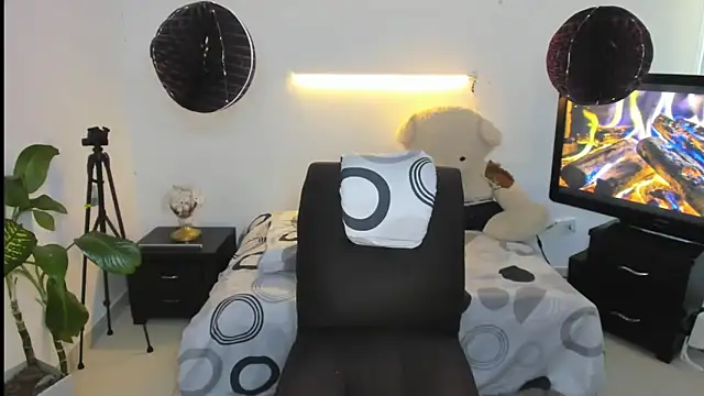 darwinandbrayann online show from March 13, 2026, 8:25 pm