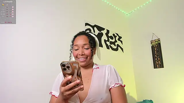 Snapshot of SHAILABROWN chatting on November 7, 2025, 7:57 am SHAILABROWN online show from November 7, 2025, 7:57 am