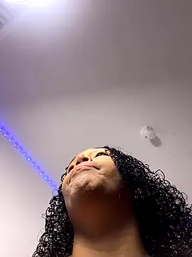 Snapshot of SHAILABROWN chatting on November 15, 2025, 8:24 pm SHAILABROWN online show from November 15, 2025, 8:24 pm