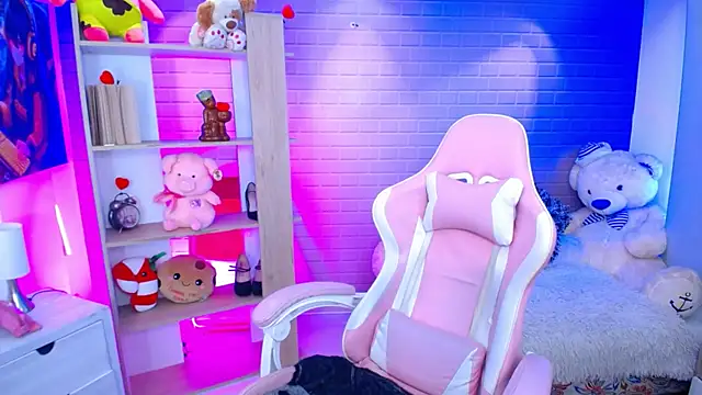 Snapshot of roseefancy19 chatting on February 4, 2026, 10:49 pm roseefancy19 online show from February 4, 2026, 10:49 pm