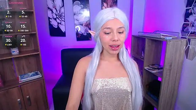 roseefancy19 online show from November 4, 2025, 11:03 am