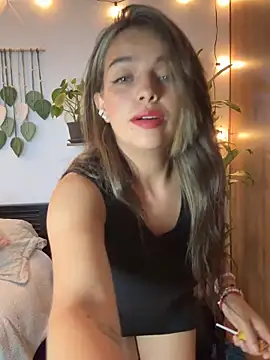 MailynAndNick online show from June 22, 2026, 8:28 pm