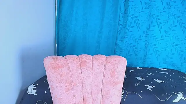 Snapshot of alana_pink95 chatting on June 25, 2026, 10:42 am alana pink95 online show from June 25, 2026, 10:42 am