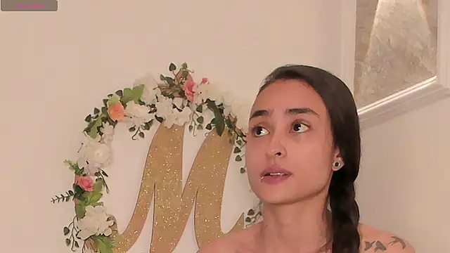 Snapshot of Megan_Mill chatting on May 22, 2026, 12:25 pm Megan Mill online show from May 22, 2026, 12:25 pm