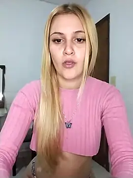 Snapshot of larubia_arg chatting on July 22, 2026, 10:01 pm larubia arg online show from July 22, 2026, 10:01 pm