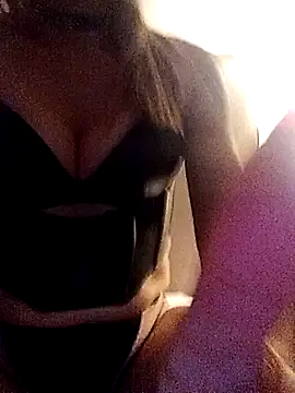 Snapshot of fragoli chatting on November 4, 2025, 1:15 pm fragoli online show from November 4, 2025, 1:15 pm