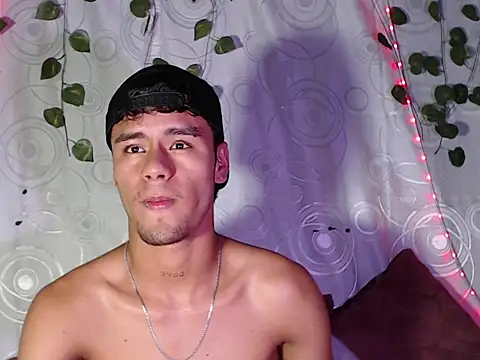 Snapshot of connor_michael01 chatting on November 13, 2025, 8:35 pm connor michael01 online show from November 13, 2025, 8:35 pm