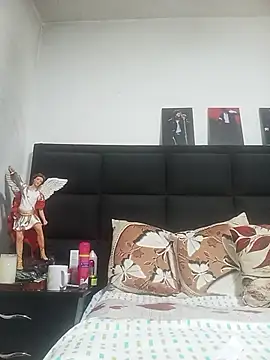 Snapshot of MaryRoze_ chatting on July 24, 2026, 12:39 am MaryRoze online show from July 24, 2026, 12:39 am