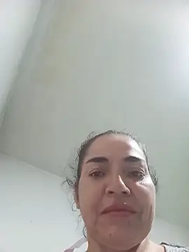 Snapshot of MaryRoze_ chatting on June 7, 2026, 6:24 pm MaryRoze online show from June 7, 2026, 6:24 pm