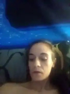 Snapshot of yummy_love chatting on October 31, 2025, 12:29 am yummy love online show from October 31, 2025, 12:29 am