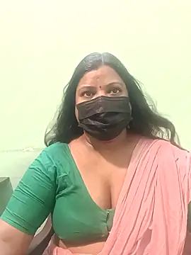Snapshot of tamil_Nithya_J chatting on May 7, 2026, 4:32 pm tamil Nithya J online show from May 7, 2026, 4:32 pm