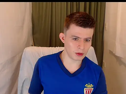 Snapshot of MARCUS_FIRE chatting on December 1, 2025, 5:36 pm MARCUS FIRE online show from December 1, 2025, 5:36 pm