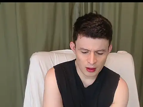 Snapshot of MARCUS_FIRE chatting on November 13, 2025, 9:08 pm MARCUS FIRE online show from November 13, 2025, 9:08 pm