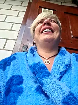 MilkySky online show from April 21, 2026, 8:32 am