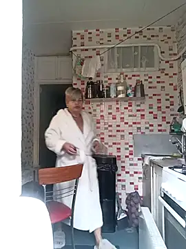 Snapshot of MilkySky chatting on November 14, 2025, 10:19 am MilkySky online show from November 14, 2025, 10:19 am