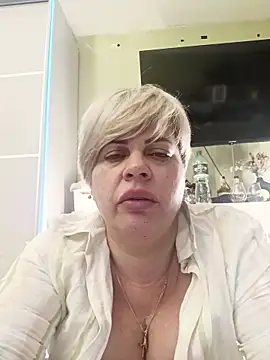 MilkySky online show from February 15, 2026, 8:41 pm