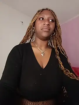 Snapshot of EvonyFoxxx chatting on May 27, 2026, 2:41 am EvonyFoxxx online show from May 27, 2026, 2:41 am
