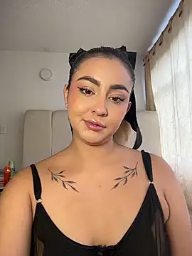 Elina Hills online show from February 19, 2026, 6:38 pm