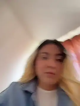 Elina Hills online show from May 5, 2026, 5:38 pm