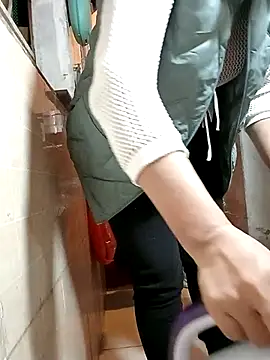 Drizzle-Rian online show from January 11, 2026, 1:07 pm