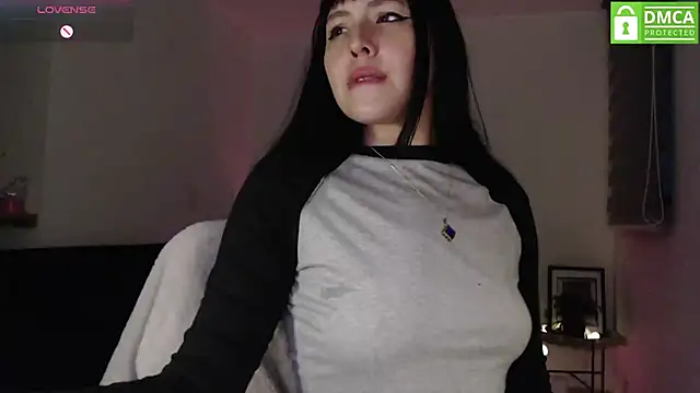 Snapshot of just_meko chatting on May 25, 2026, 12:43 am just meko online show from May 25, 2026, 12:43 am