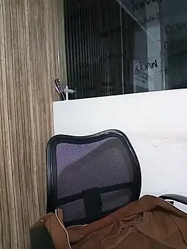 Snapshot of Valk_submissive chatting on March 19, 2026, 5:29 am Valk submissive online show from March 19, 2026, 5:29 am