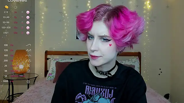 Angel Julles online show from May 10, 2026, 9:46 am